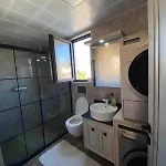 Detached And Luxury In Kadriye 베렉