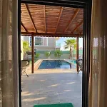 빌라 Detached And Luxury In Kadriye 베렉