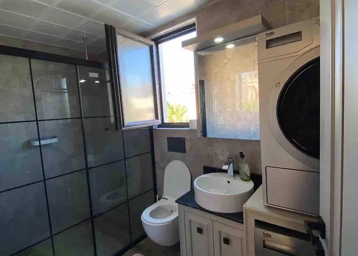 Detached And Luxury In Kadriye באלאק