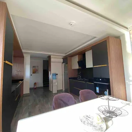 Detached And Luxury In Kadriye Willa
